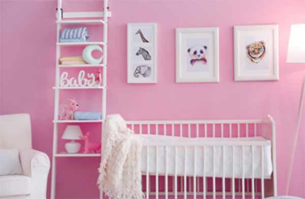 Декорированная комната для новорожденной девочки