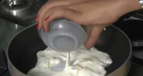 Добавление молока