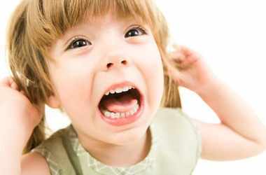 Агрессивность и истерики у двухлетних малышей