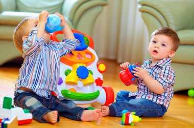 Как играя положить начало обучению ребенка